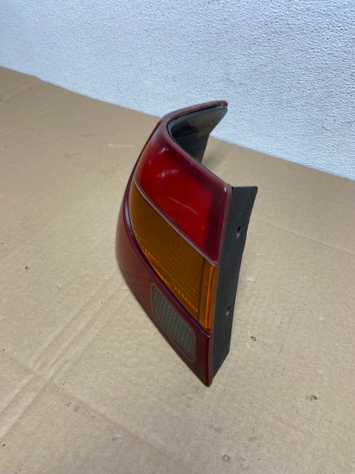 2000-2002 Saturn SL S-Series Left Driver LH Side Tail Light DEPO AC3758 LK1
