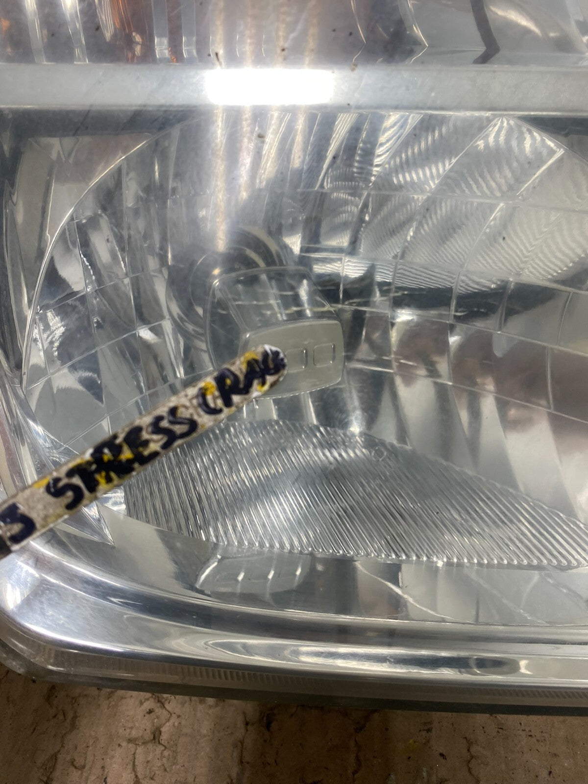 2005 to 2007 Nissan Pathfinder Halogen Headlight Right Passenger Oem D1092 DG15