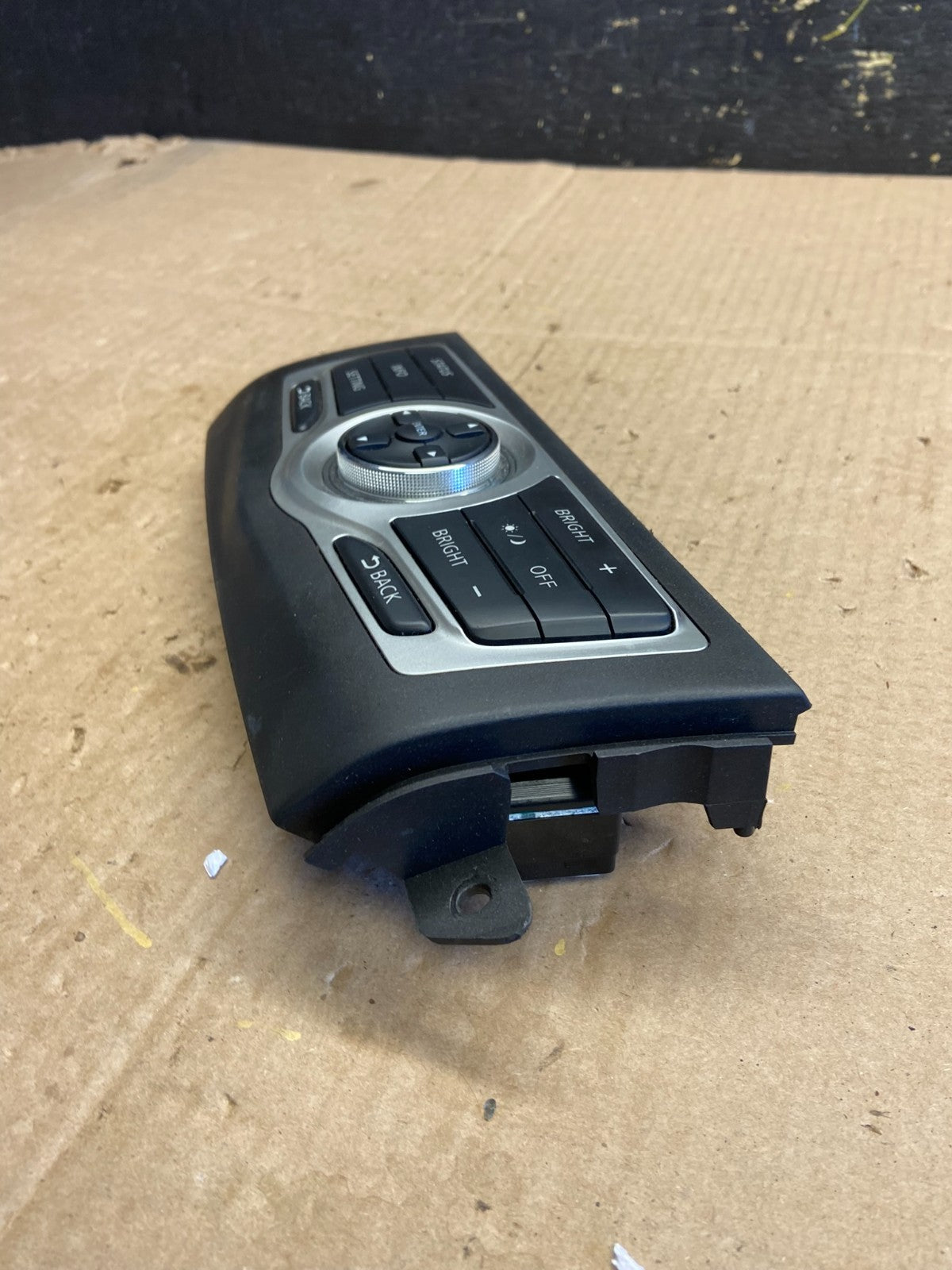 2009-2014 Nissan Murano AM FM Radio CD Control Panel Z0284 DG2