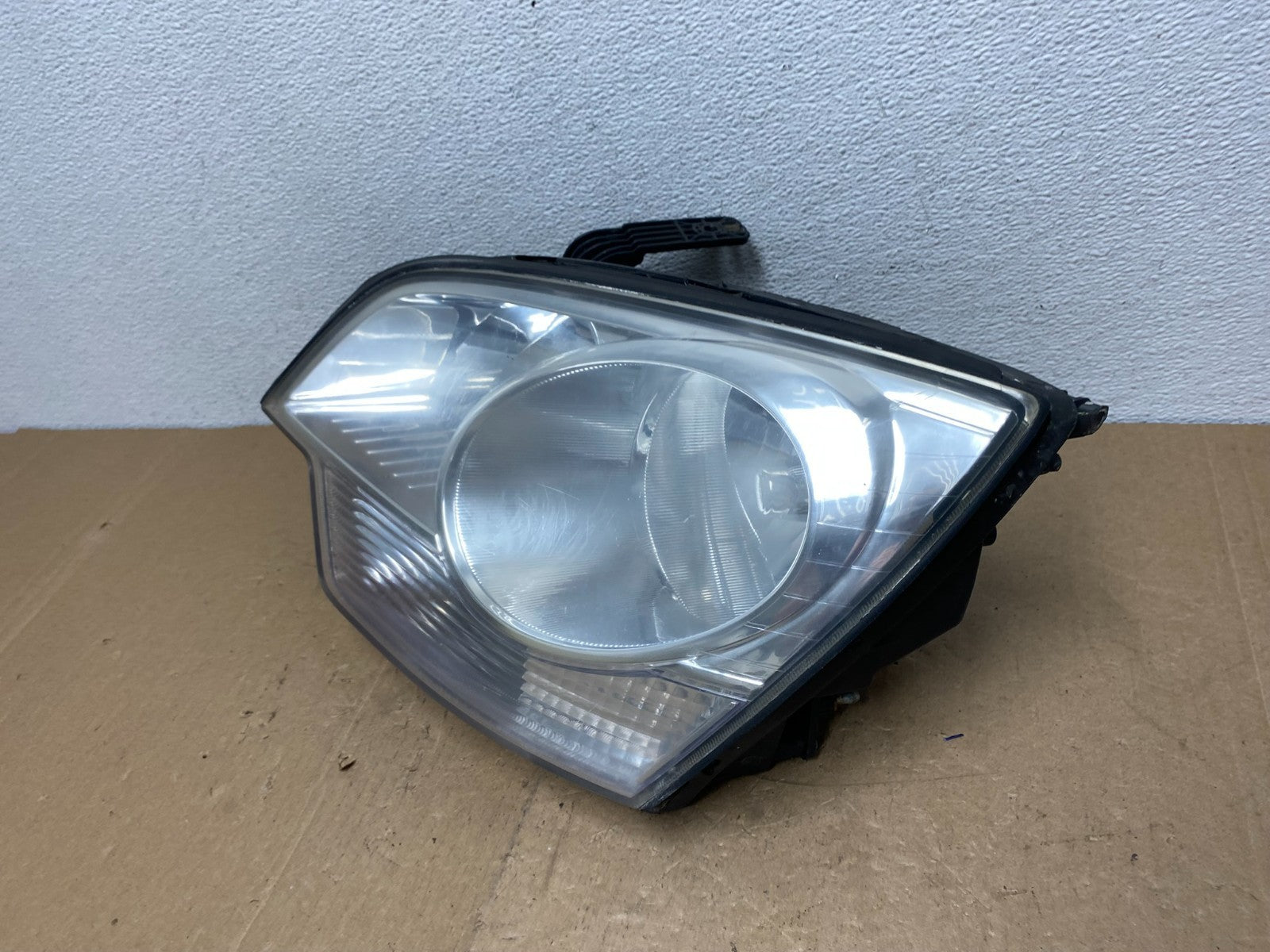 2008 2009 2010 Saturn Vue Headlight Left Driver LH Halogen AC5817 DW1