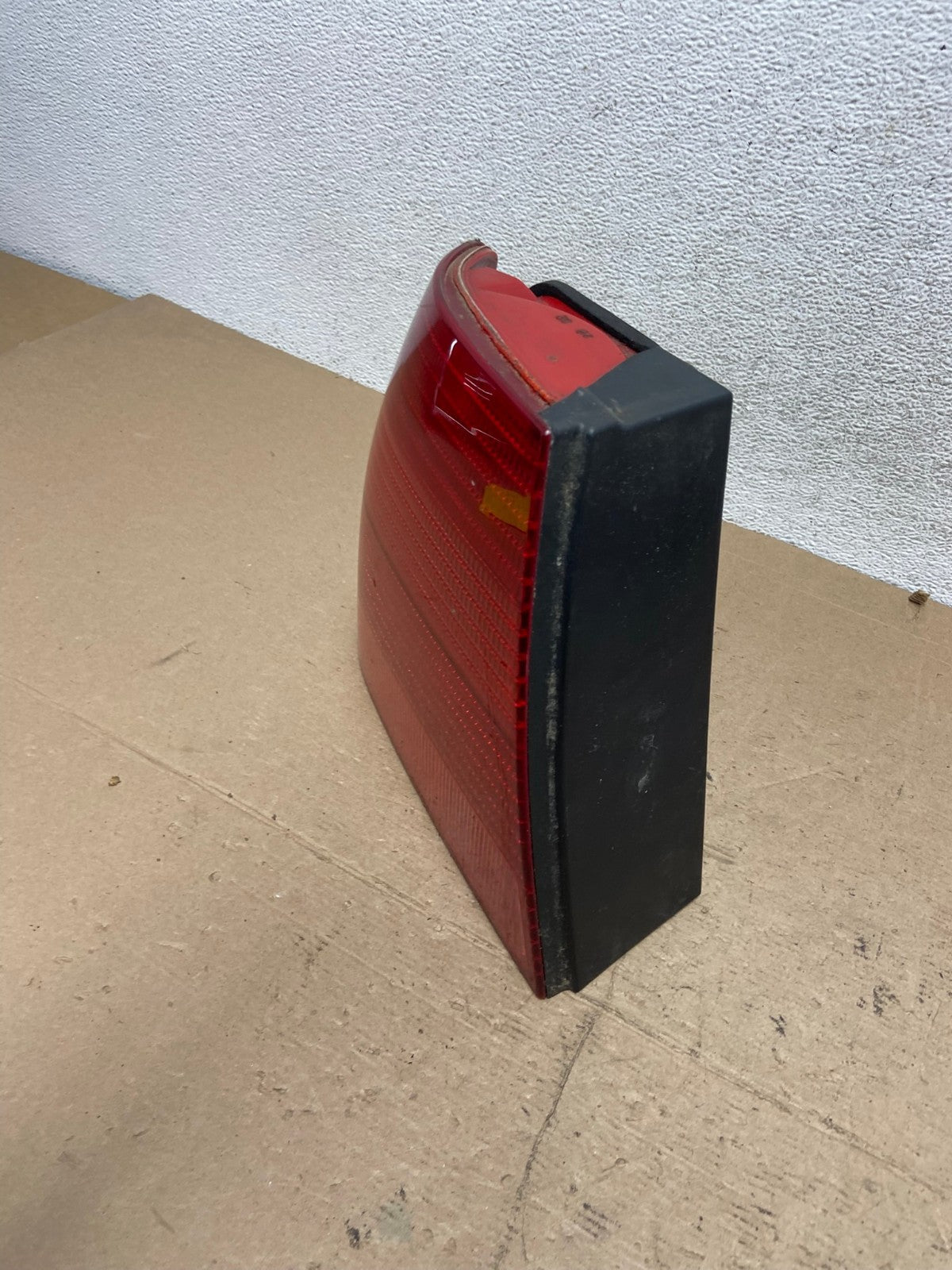 1999 to 2003 Volkswagen Jetta Sedan Left Driver Tail Light AF4900 LK1