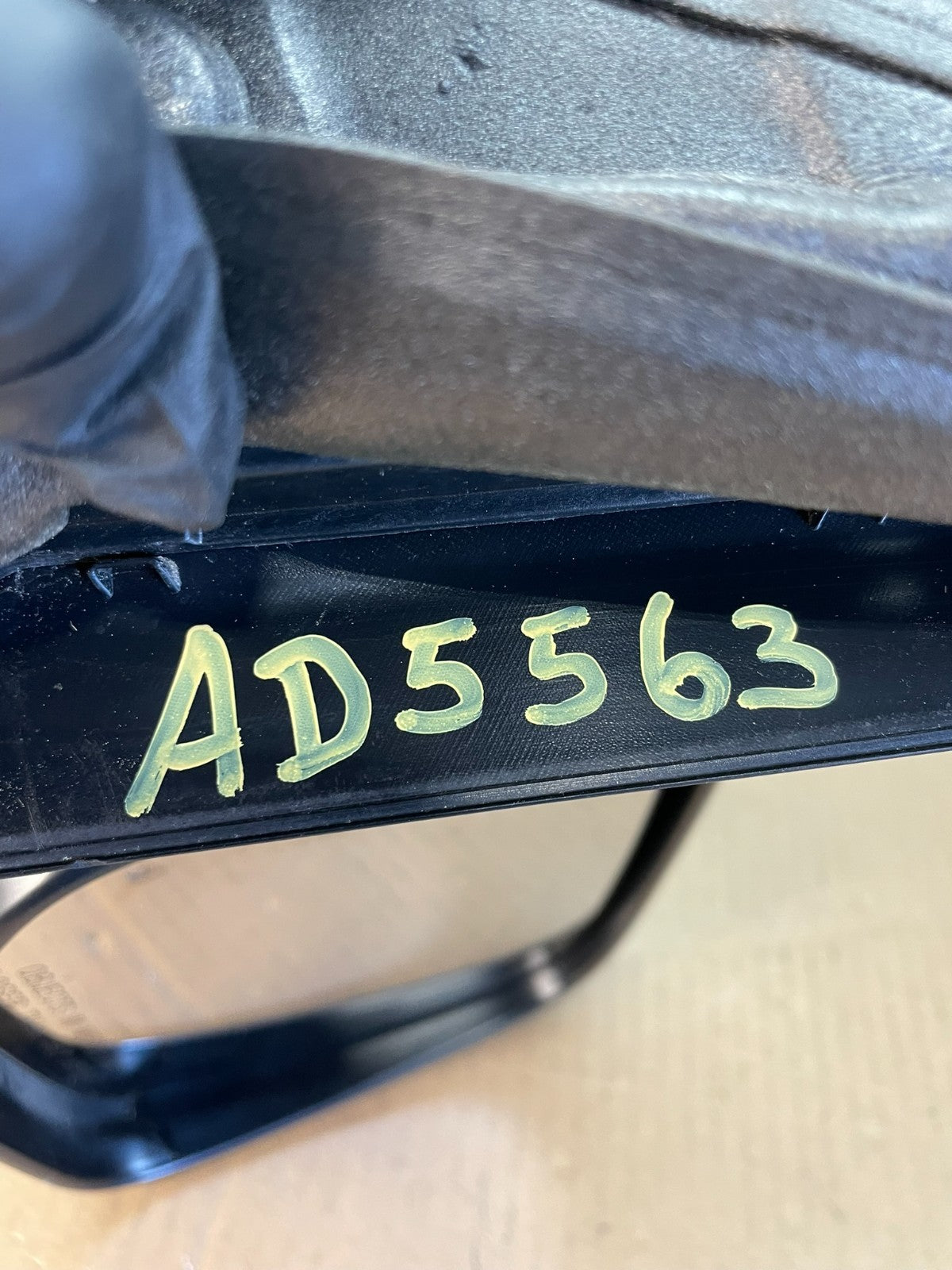 2009-2015 Honda Pilot Right Passenger Side View Door Mirror AD5563 DW10