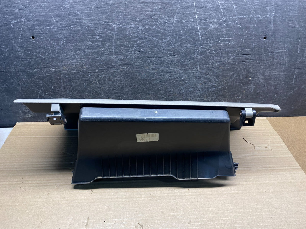 2005 - 2010 Honda Odyssey Front Right Passenger Storage Glove Box ah9942 DG6