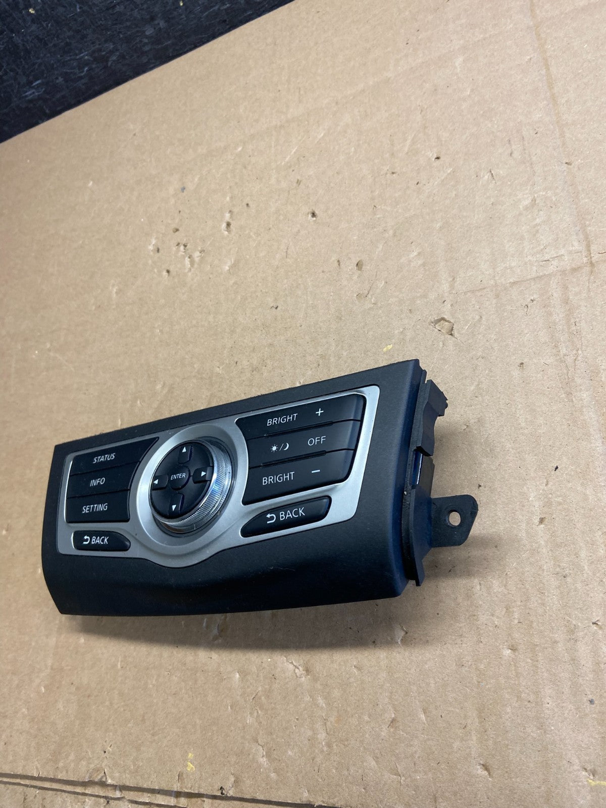 2009-2014 Nissan Murano AM FM Radio CD Control Panel AI3208 DG1