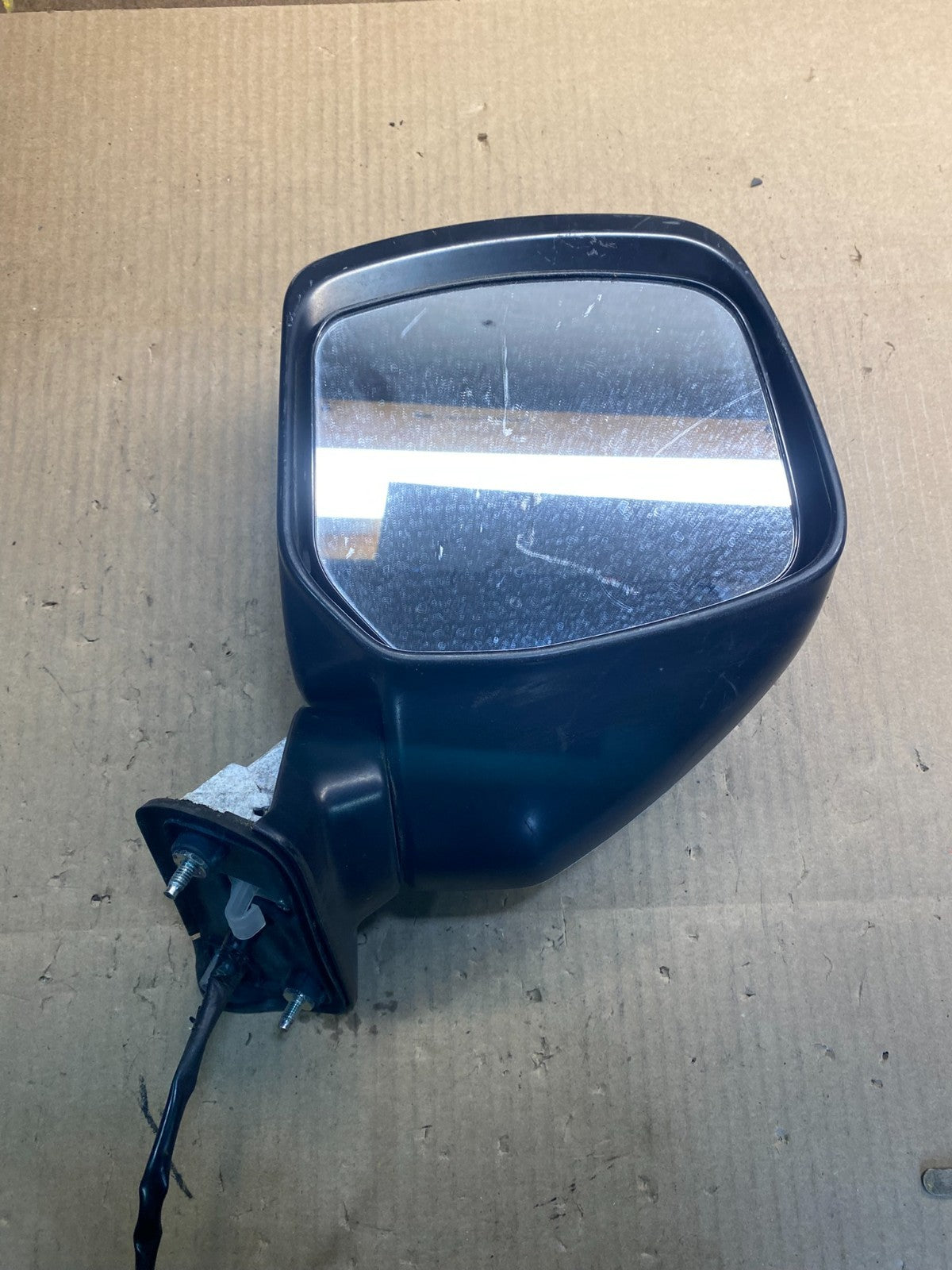 2011 to 2017 Nissan Quest Left Driver LH View Door Mirror OEM Z5219 MS9
