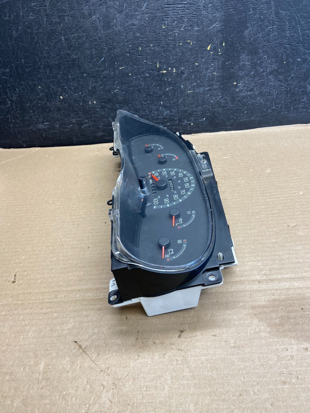 1997 to 2003 Ford E150 E250 VAN Gauge Speedometer Cluster AH1435 DG2
