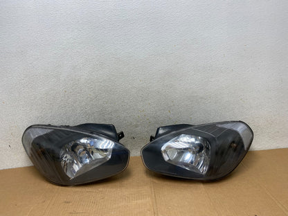 2006 to 2011 Hyundai Accent Sedan Left+Right Halogen Headlights AI3815 DW0