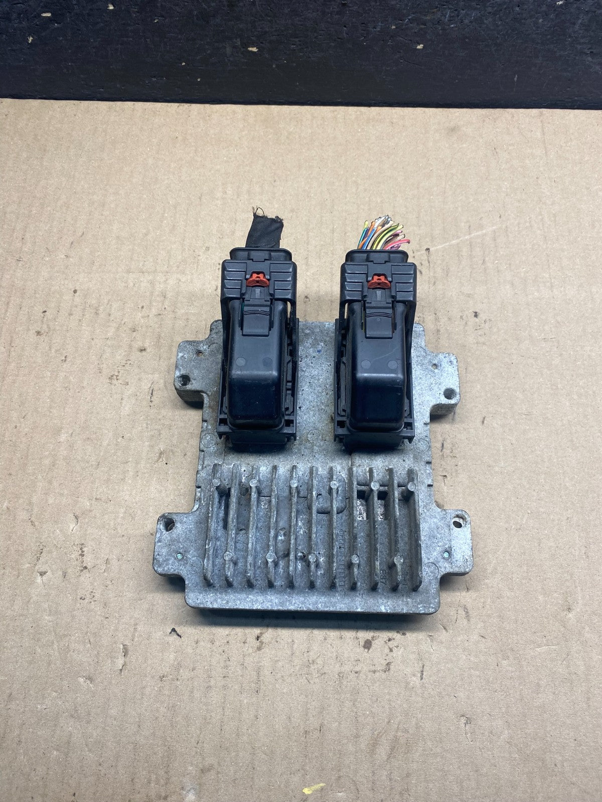 2008 to 2010 Chevrolet Cobalt HHR Ecu Engine Control Module Unit Ecm AH1704 DG0