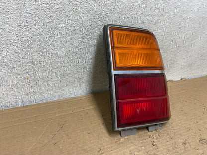 1986 Oldsmobile Delta 88 Eighty Eight Right Passenger Side Tail Light ah9181 DG1