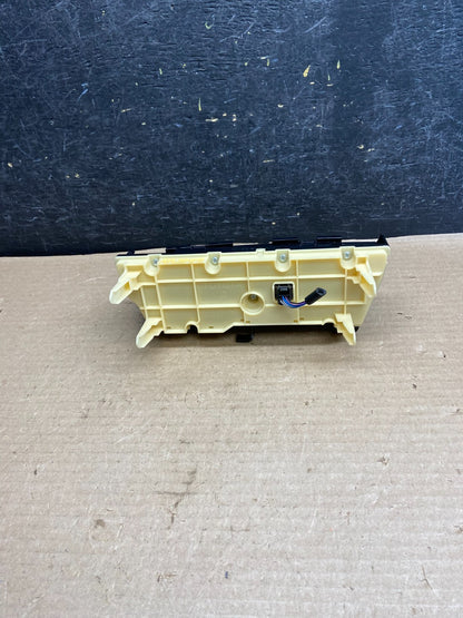 2010 to 2015 Toyota Prius A/C Heater Climate Control Unit Switch AH3584 DG3