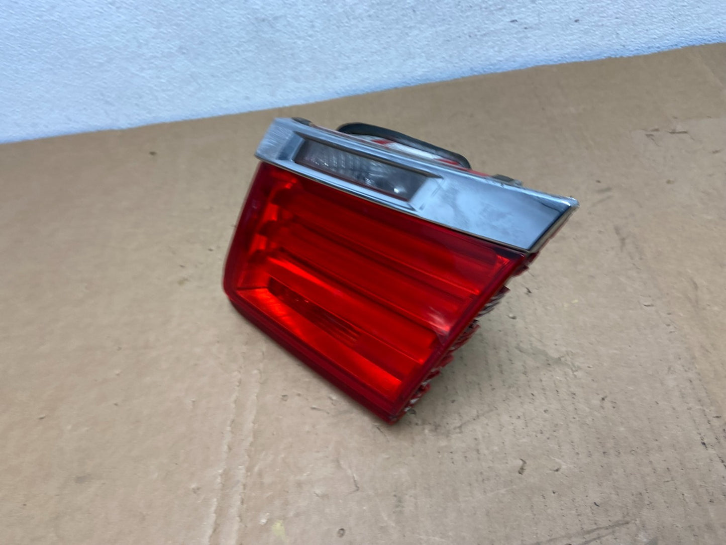 2009 - 2012 Bmw 7-Series F01 F02 750i Right Passenger Inner Tail Light AC8541 DW1