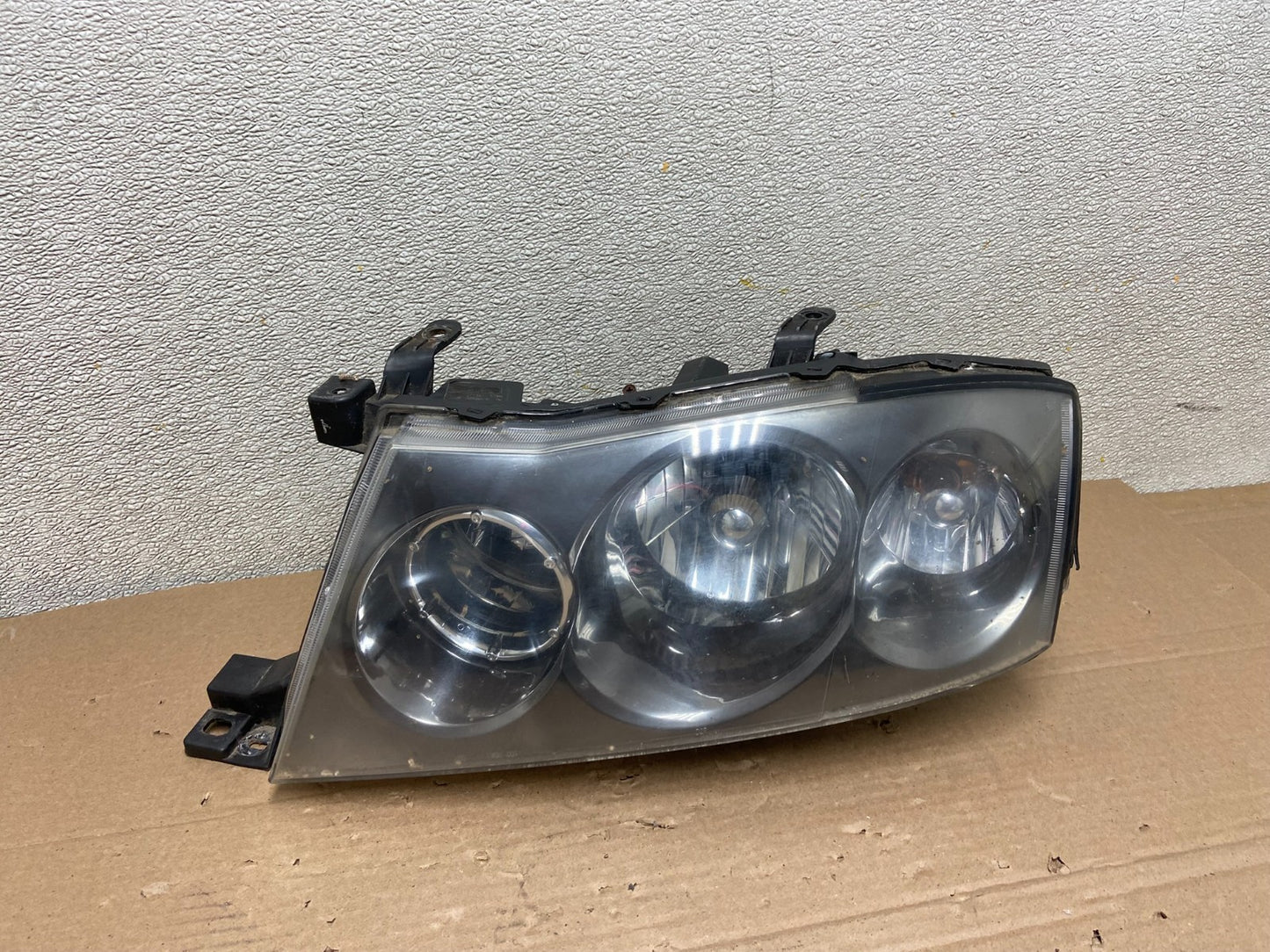 2003-2004 Infiniti M45 Left Driver Side Xenon Hid Headlight Oem AB1362 DG0