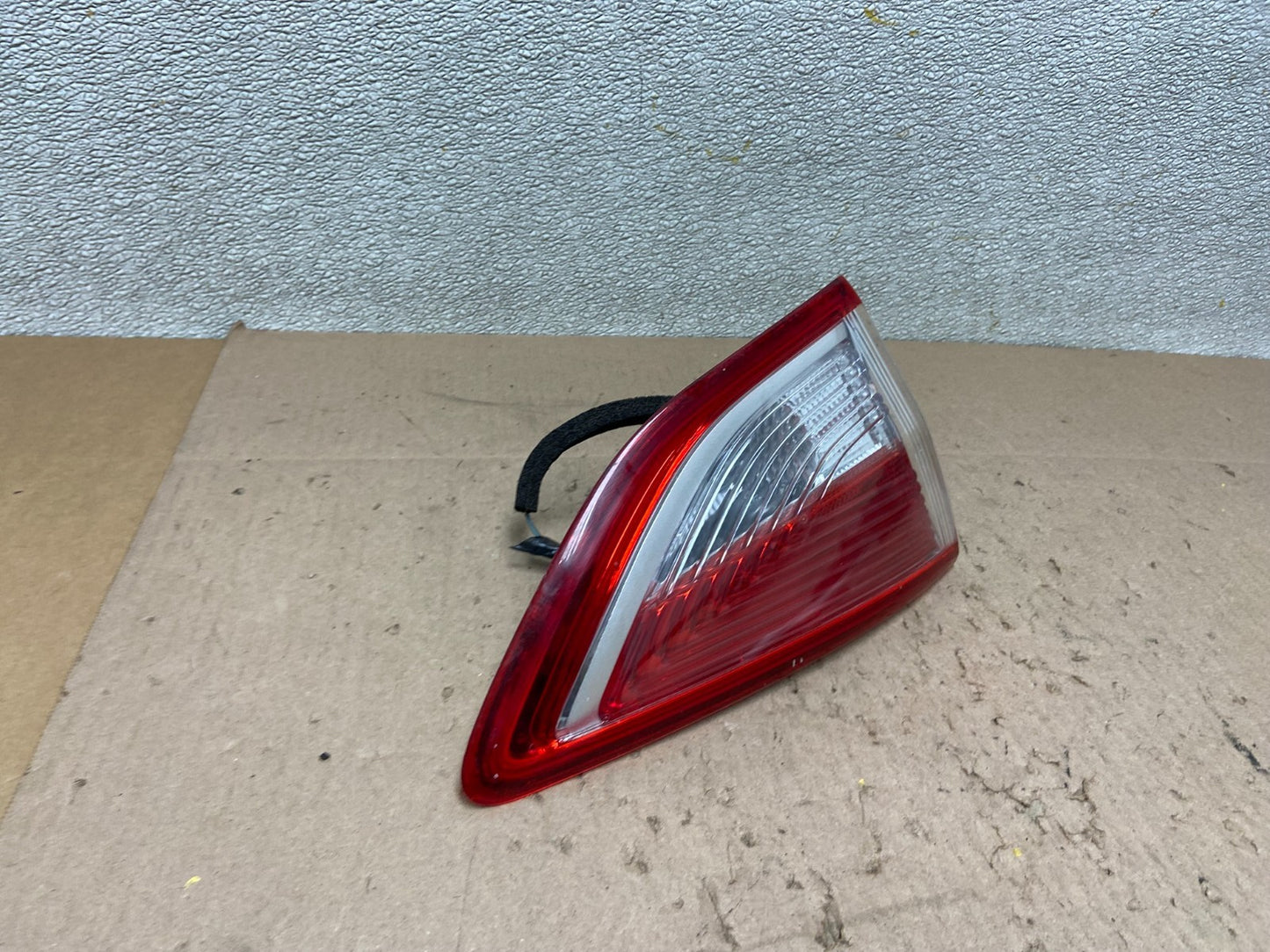 2013 to 2016 Ford Escape Left Driver LH Side Inner Tail Light OEM Z6375 DW2