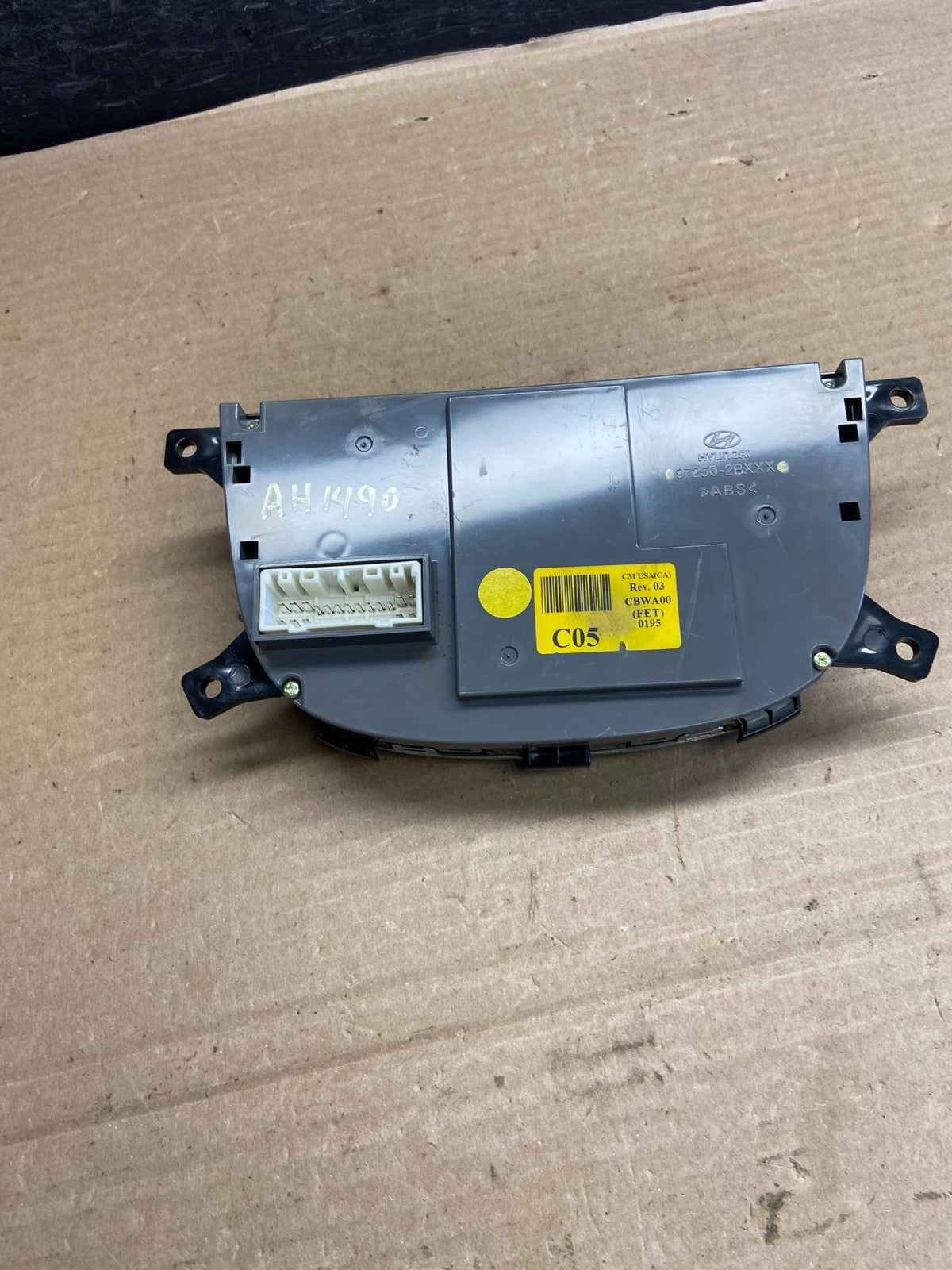 2010 2011 2012 Hyundai Santa Fe Automatic Climate AC Heater Control OE AH1490 DG3