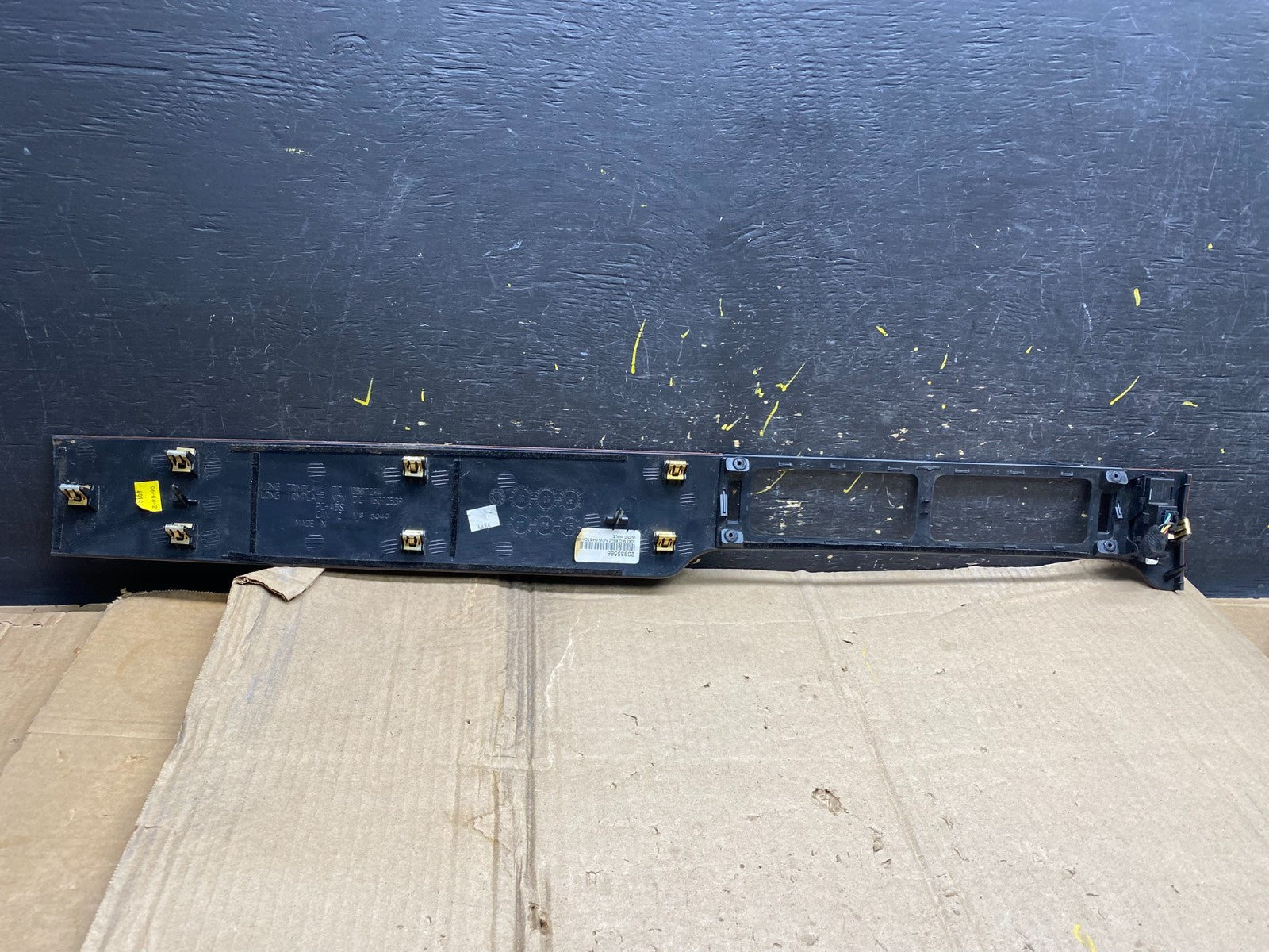 2007-2014 GMC Yukon Center Trim Plate Air Vent Maple Wood x5847 DG3