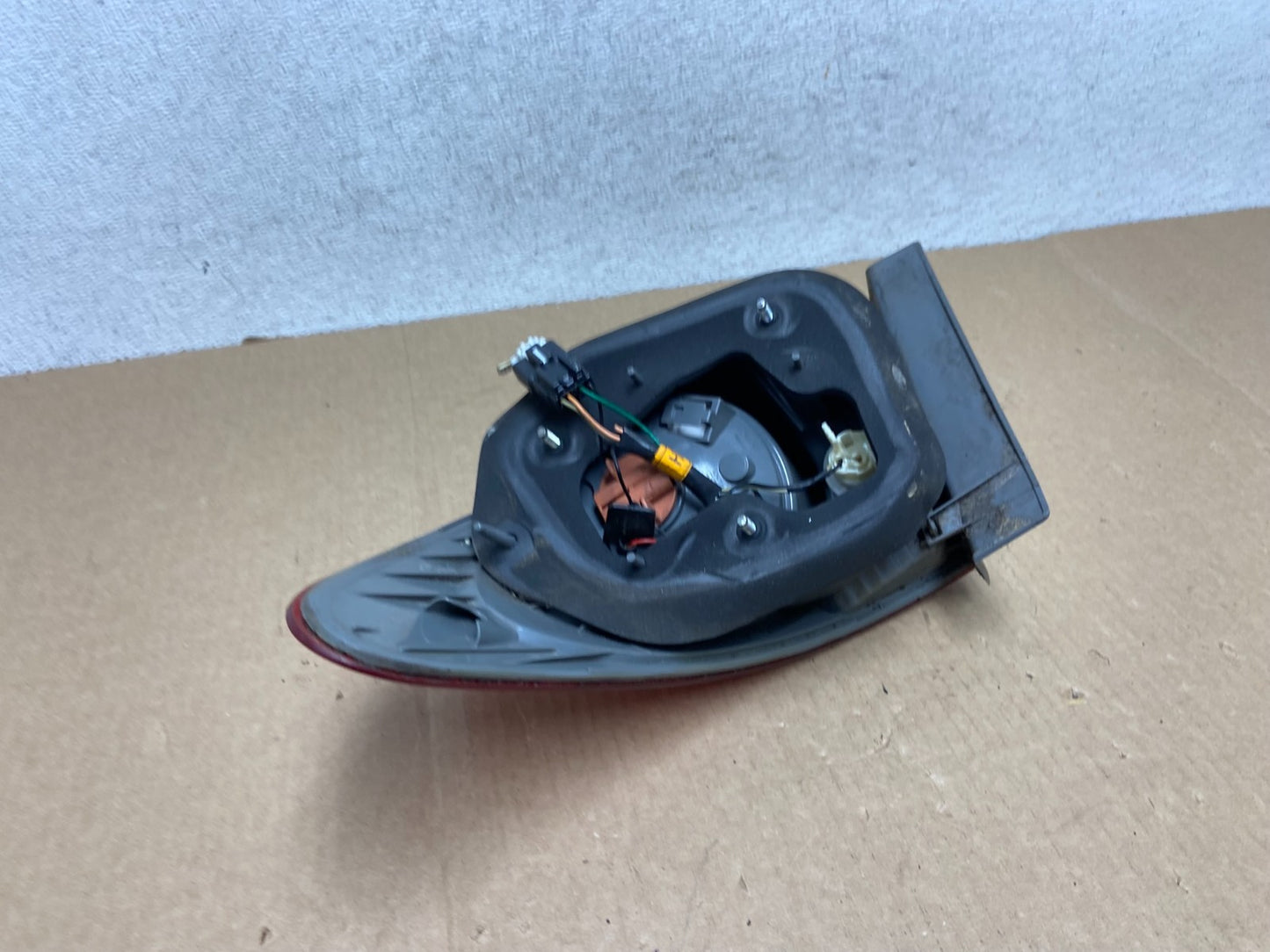 2007 to 2010 Hyundai Elantra Sedan Left Driver Side Tail Light AF9537 DW3