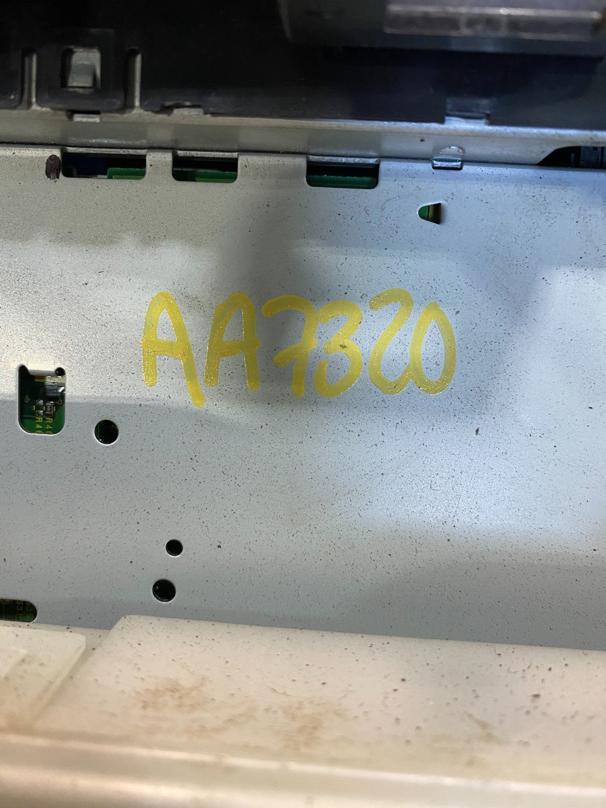 2009 2010 Nissan Maxima Radio Audio Panel Control Bezel Trim OEM AA7320 DG9