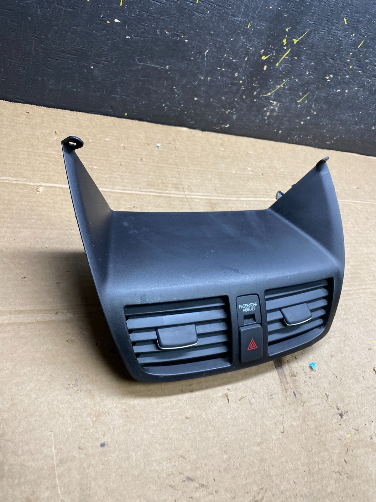 2007 2008 2009 Acura Mdx Center Console Upper Air Vent Hazard Trim OEM W6613 DG2