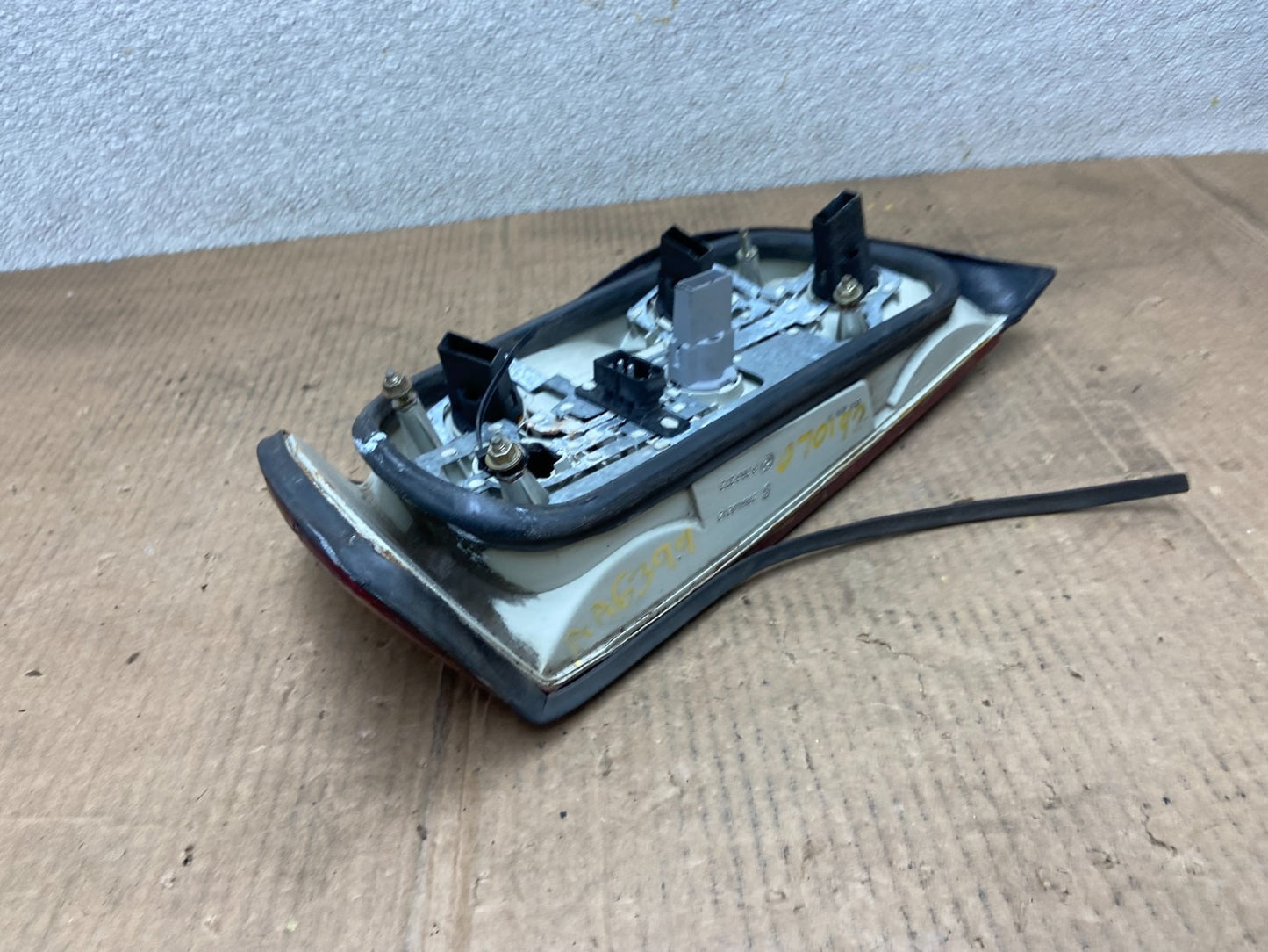 1992 to 1998 BMW 3-Series E36 M3 Coupe Right Passenger RH Tail Light AA63996