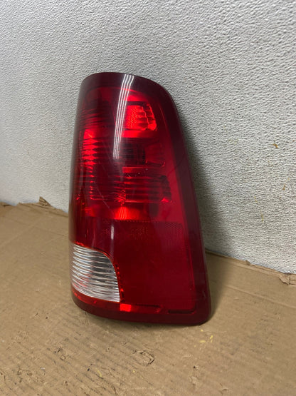 2010 to 2018 Dodge Ram 1500 Right Passenger RH Side Tail Light AG9283 LK2