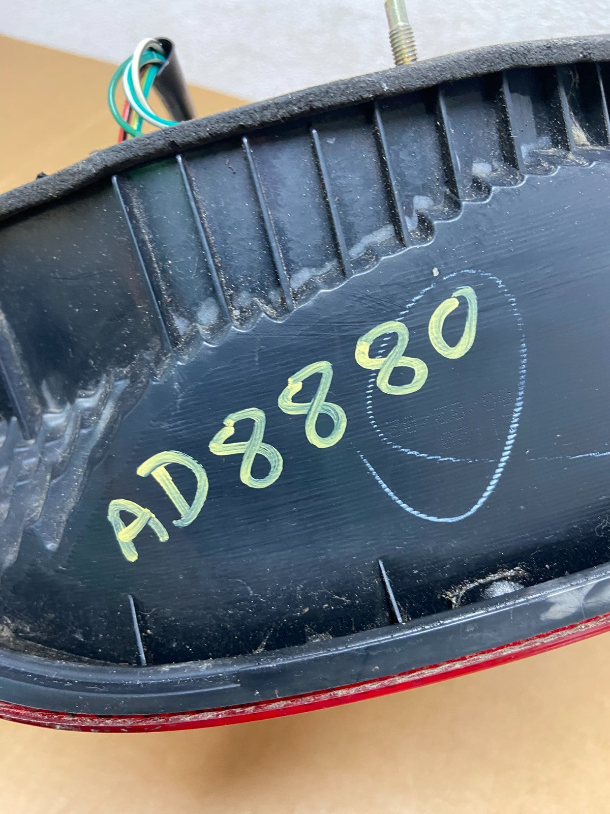 2002 2003 2004 Toyota Camry Tail Light Right Passenger Rh Side AD8880 DW6