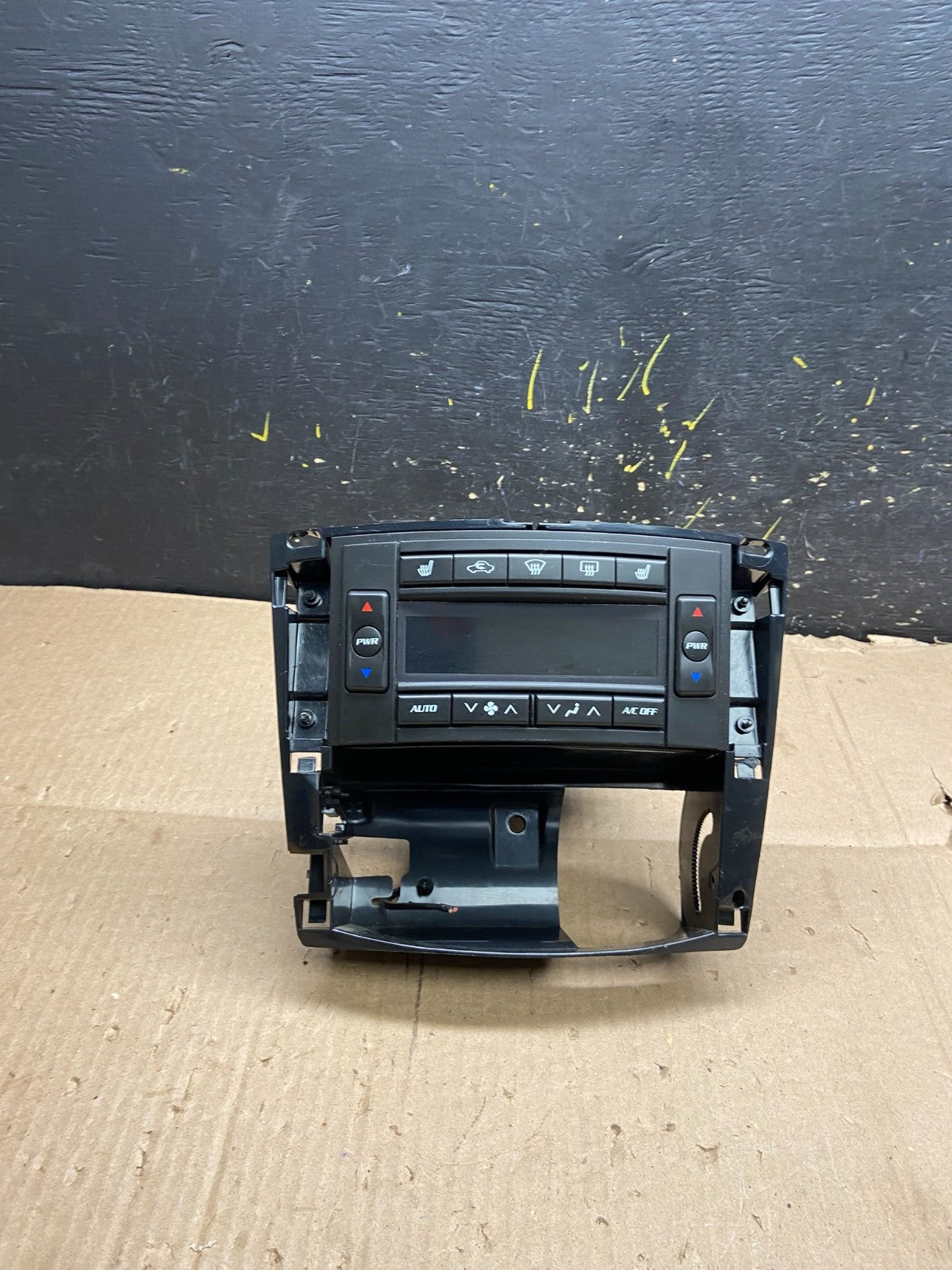 2004 2005 2006 Cadillac SRX AC Heater Climate Control Panel  25765160 Y2394 DG0