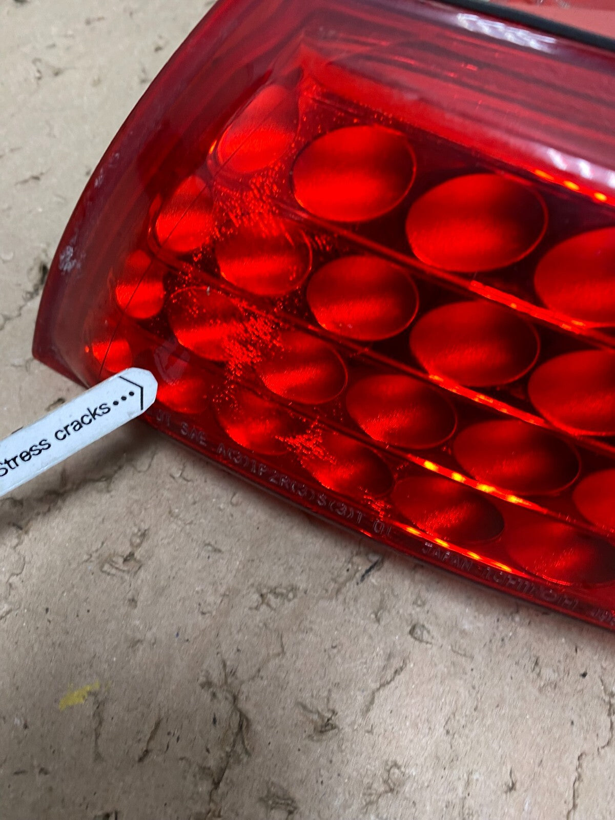2003 to 2008 Infiniti FX35 FX45 Right Passenger RH Side Tail Light OEM I8849 DW4