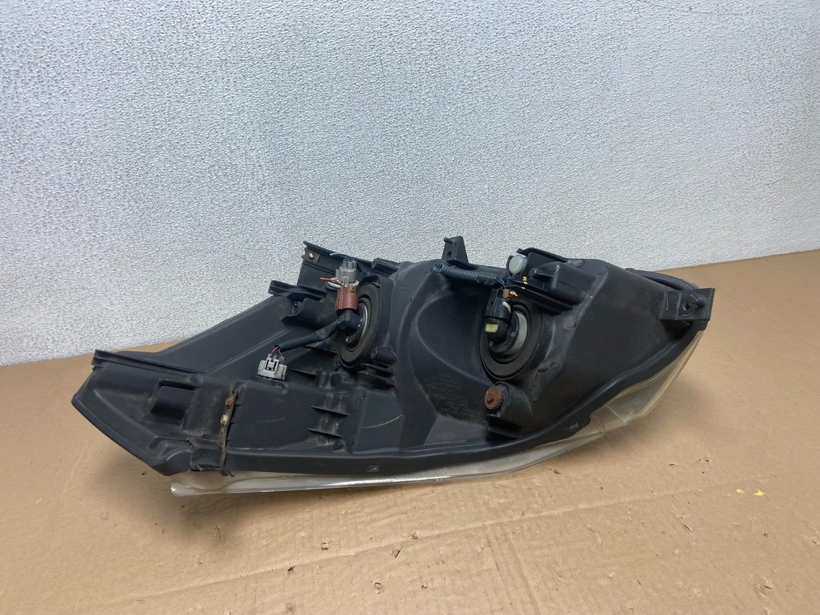 2004 to 2009 Nissan Quest Right Passenger RH Black Headlight AB6172 DW5