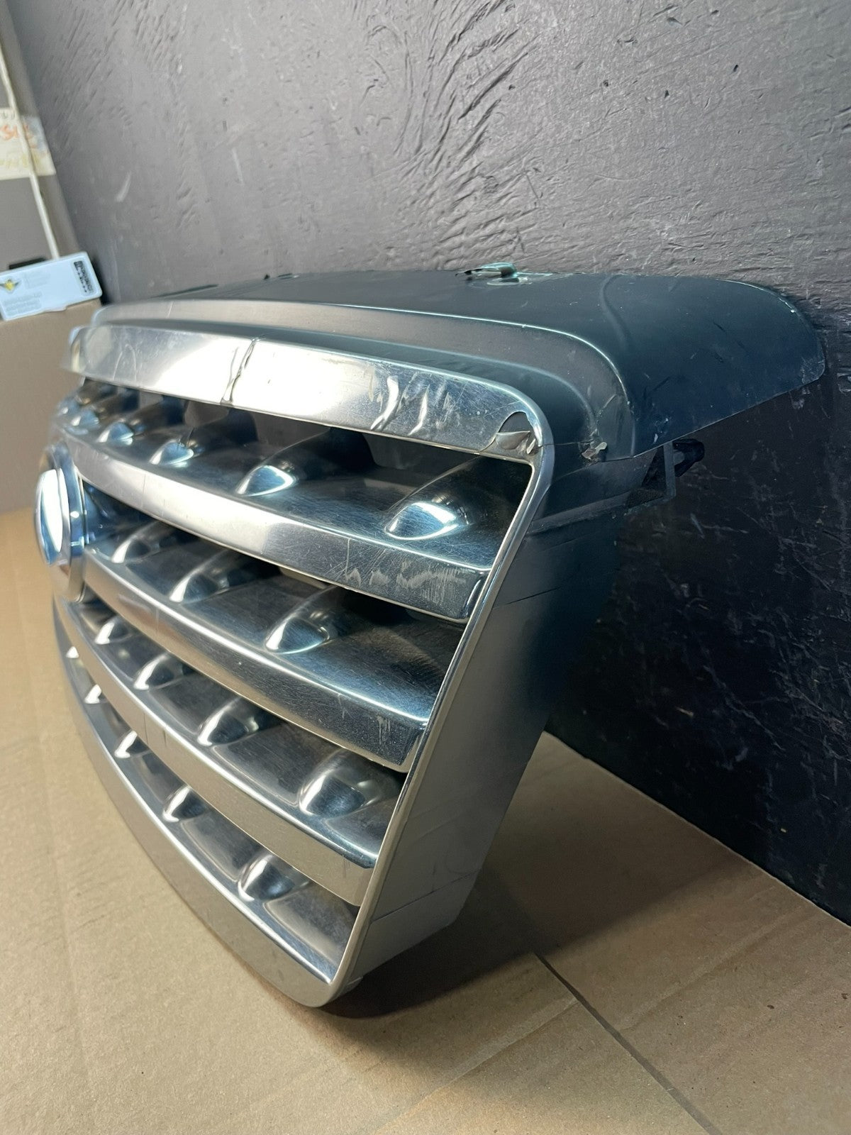 2006 2007 2008 Infiniti Fx35 Front Upper Grill Grille W/ Emblem OEM AC2225 DG1