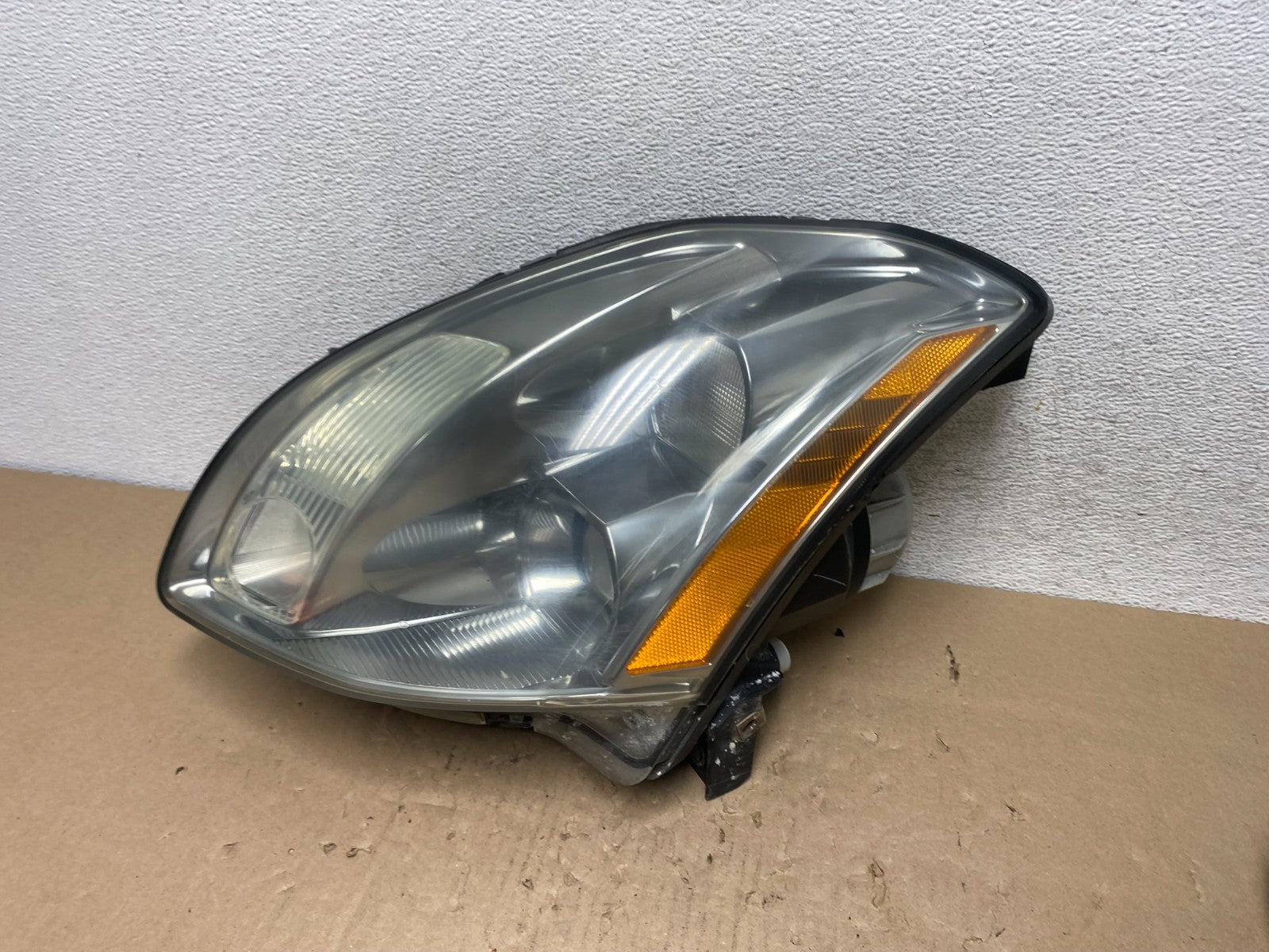 2004 to 2006 Nissan Maxima Left Driver Side Headlight Hid Xenon AG6777 DW1