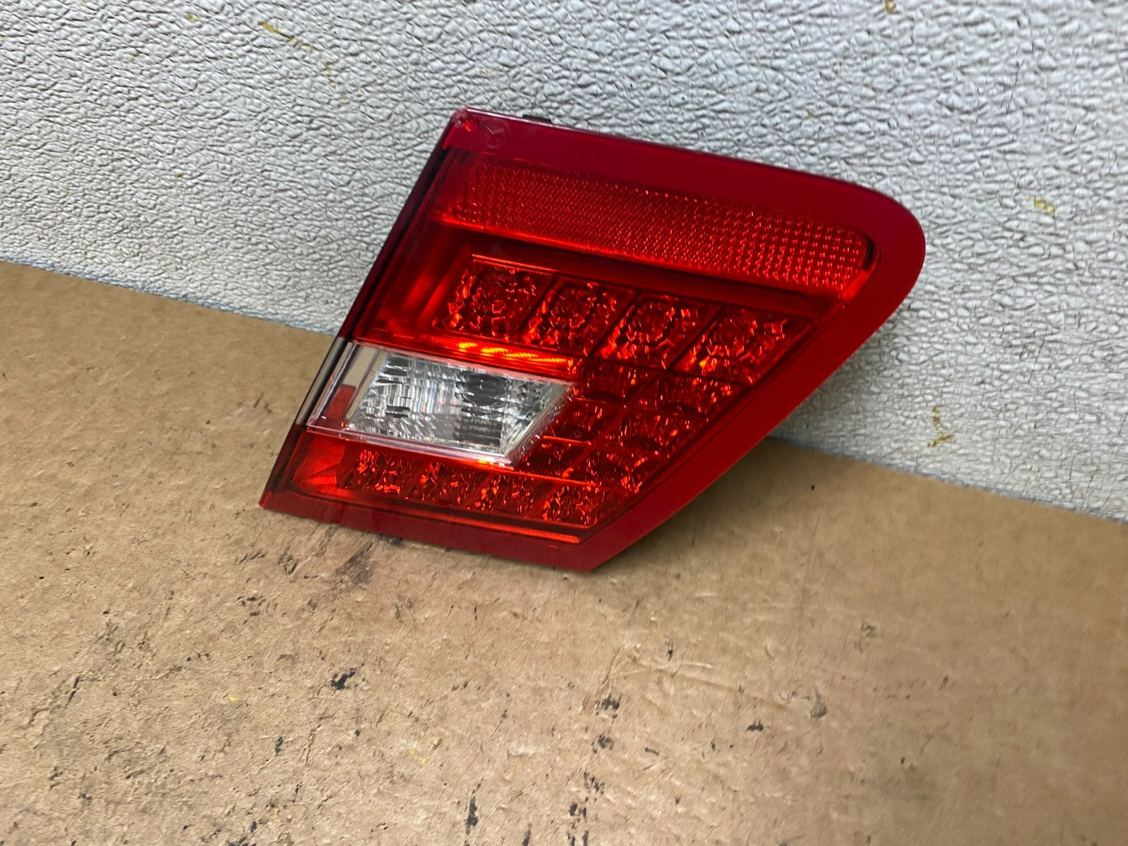 2010 to 2013 Mercedes E-Class Coupe Right Passenger Inner Tail Light S9283 DW1