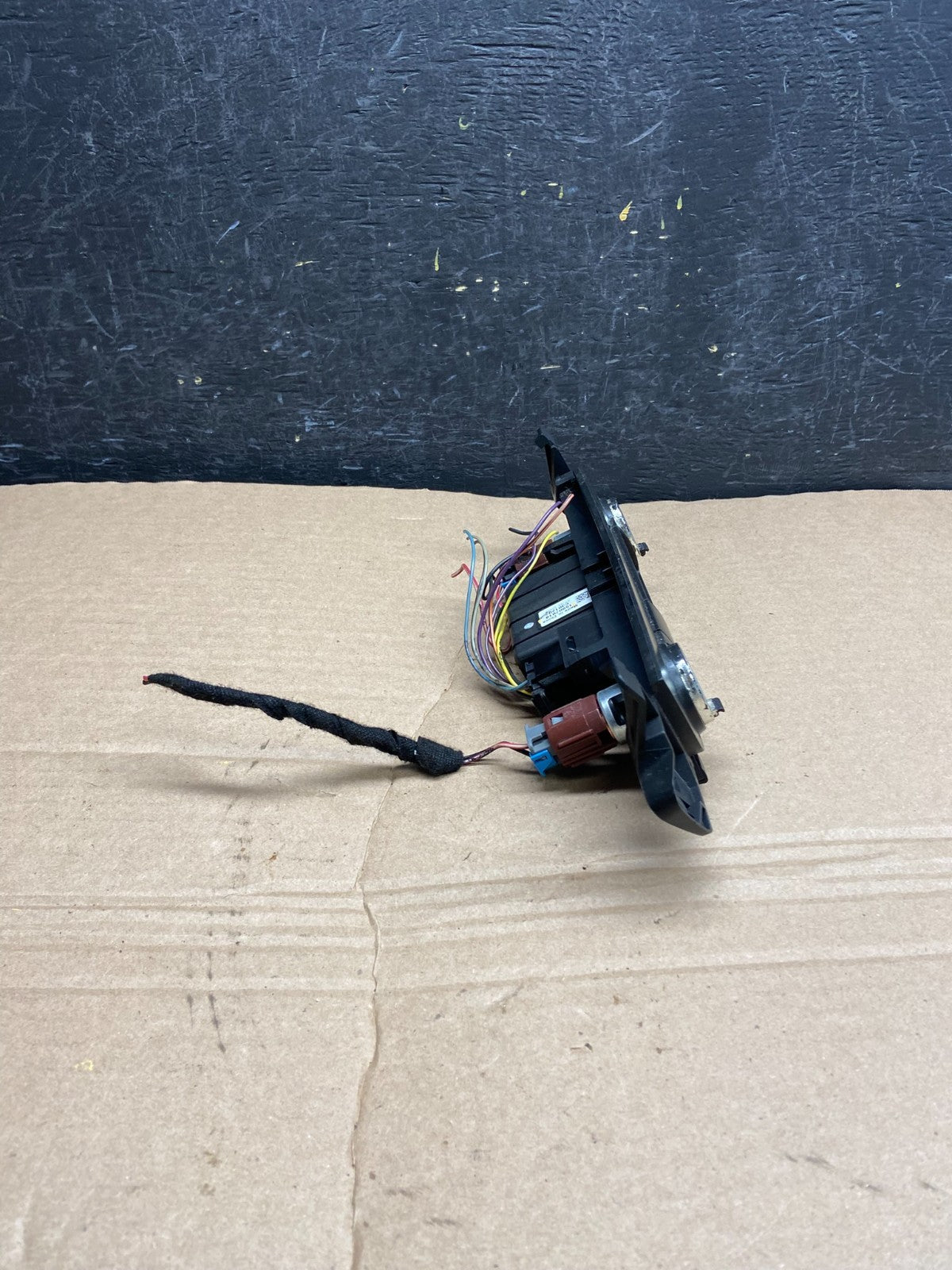 2007 - 2014 Chevrolet Tahoe Yukon Pedal Traction Control Switch AF1830DG1