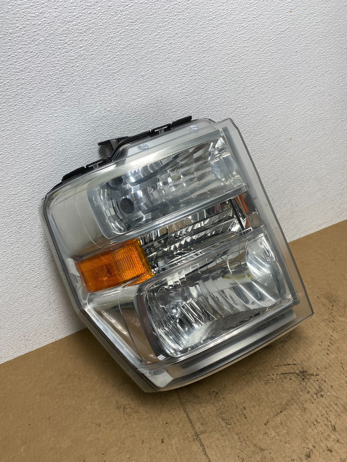 2008-2014 Ford Econoline E150 E250 E350 Right Passenger Headlight Oem AC3412 DW2
