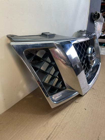 2008 to 2012 Nissan Pathfinder Front Upper Chrome Grill Grille AF8519 DG2