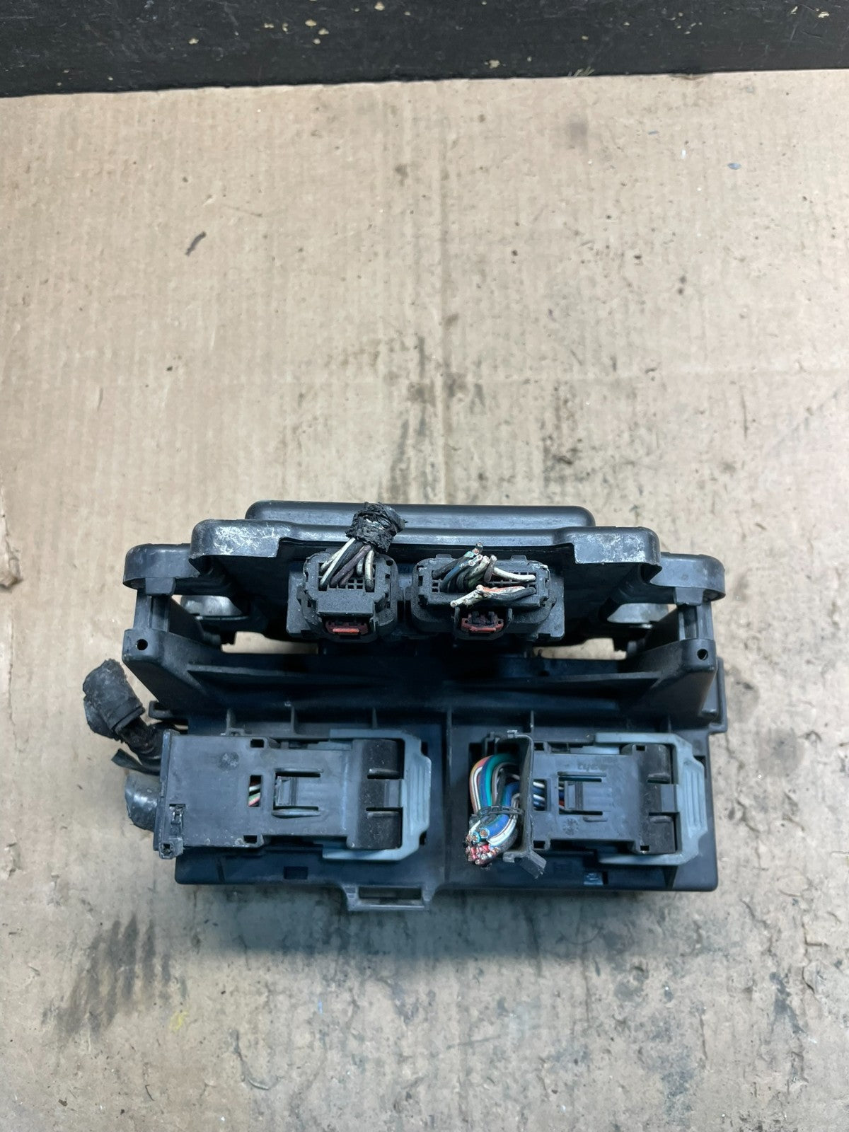 2005 2006 Jeep Grand Cherokee Fuse Box Multi-Function Relay Module T7457 DG5