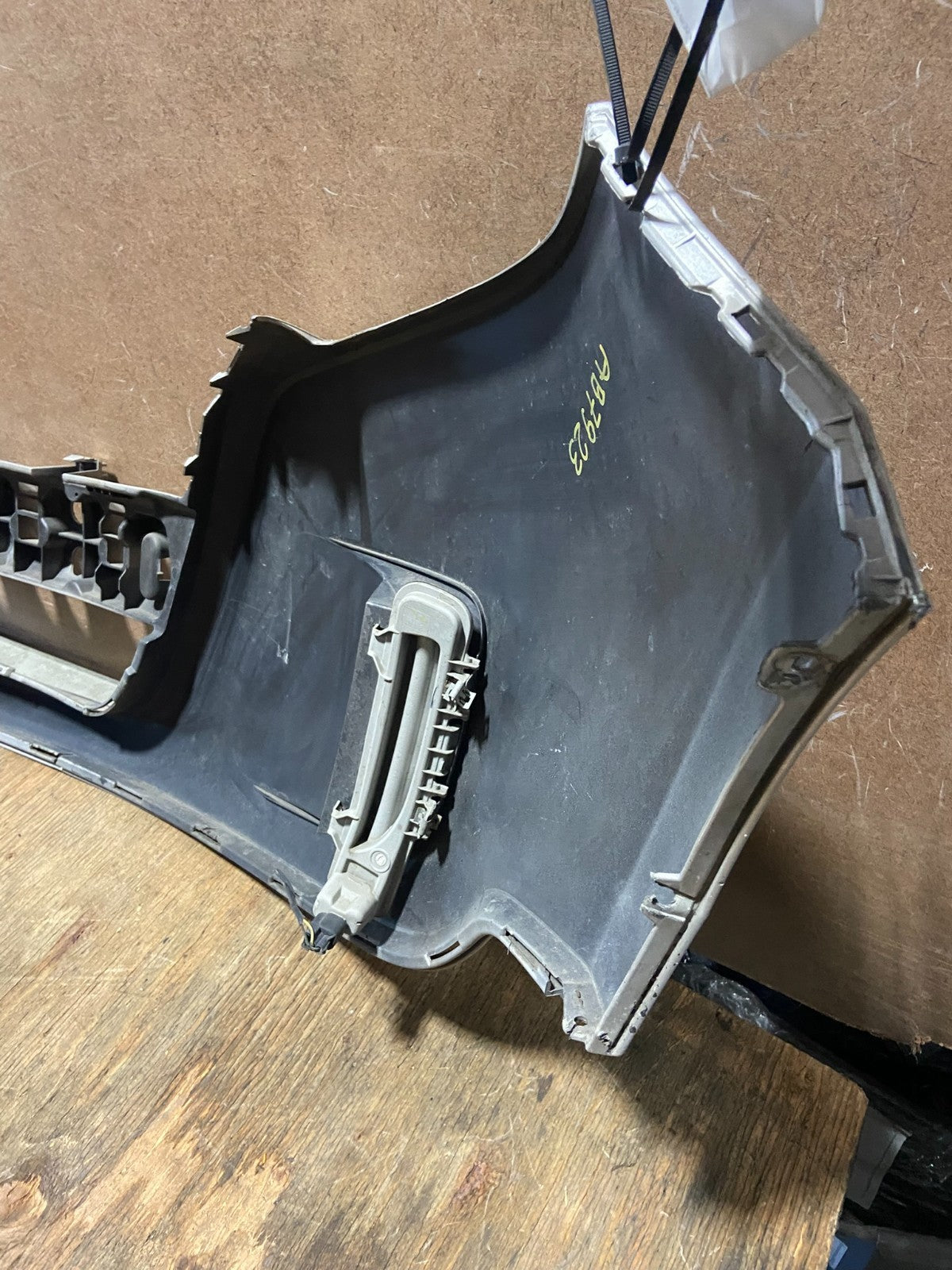 2011 to 2014 Ford Edge Front Bumper Cover AB79238