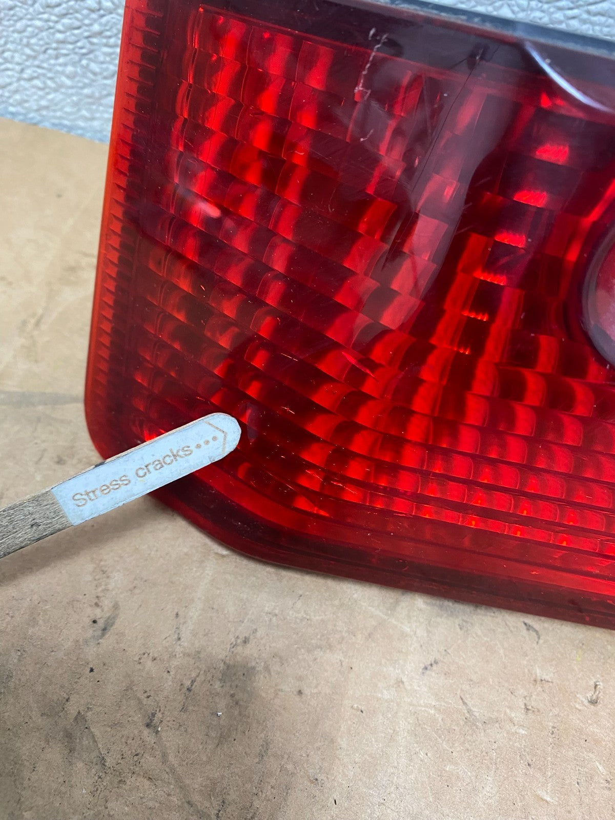 1998 to 2000 Honda Accord Right Passenger Side Inner Tail Light T2328 DW4