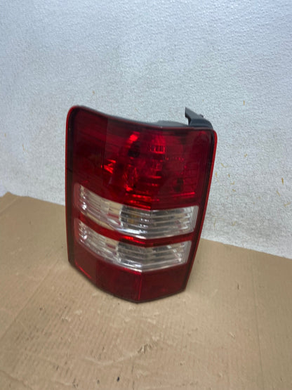 2008 to 2012 Jeep Liberty Left Driver Side Lh Tail Light AI1211 LK0