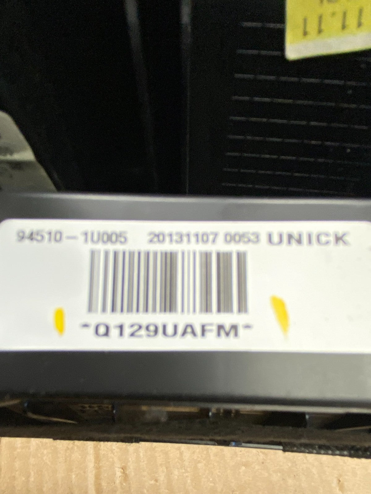 2014 2015 Kia Sorento Center Radio Climate Control Clock Trim Heat Seat AC9415 D5