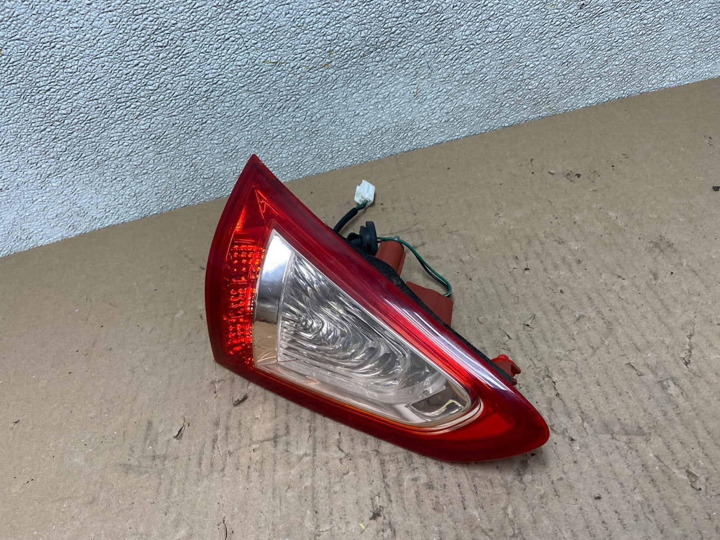 2008-2012 Infiniti Ex35 Inner Light Left Driver Tail Light OEM AB6031 LK1