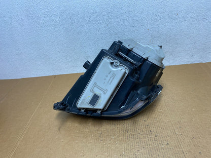 2005 to 2011 Cadillac STS Left Driver LH Side Xenon Headlight AE0555 DW4