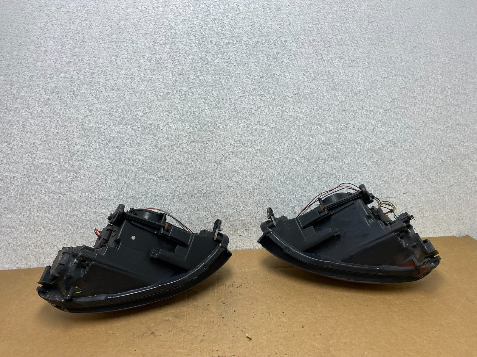 2005-2006 Infiniti G35 Left+Right Halogen Headlights Sedan AD5221 DW8