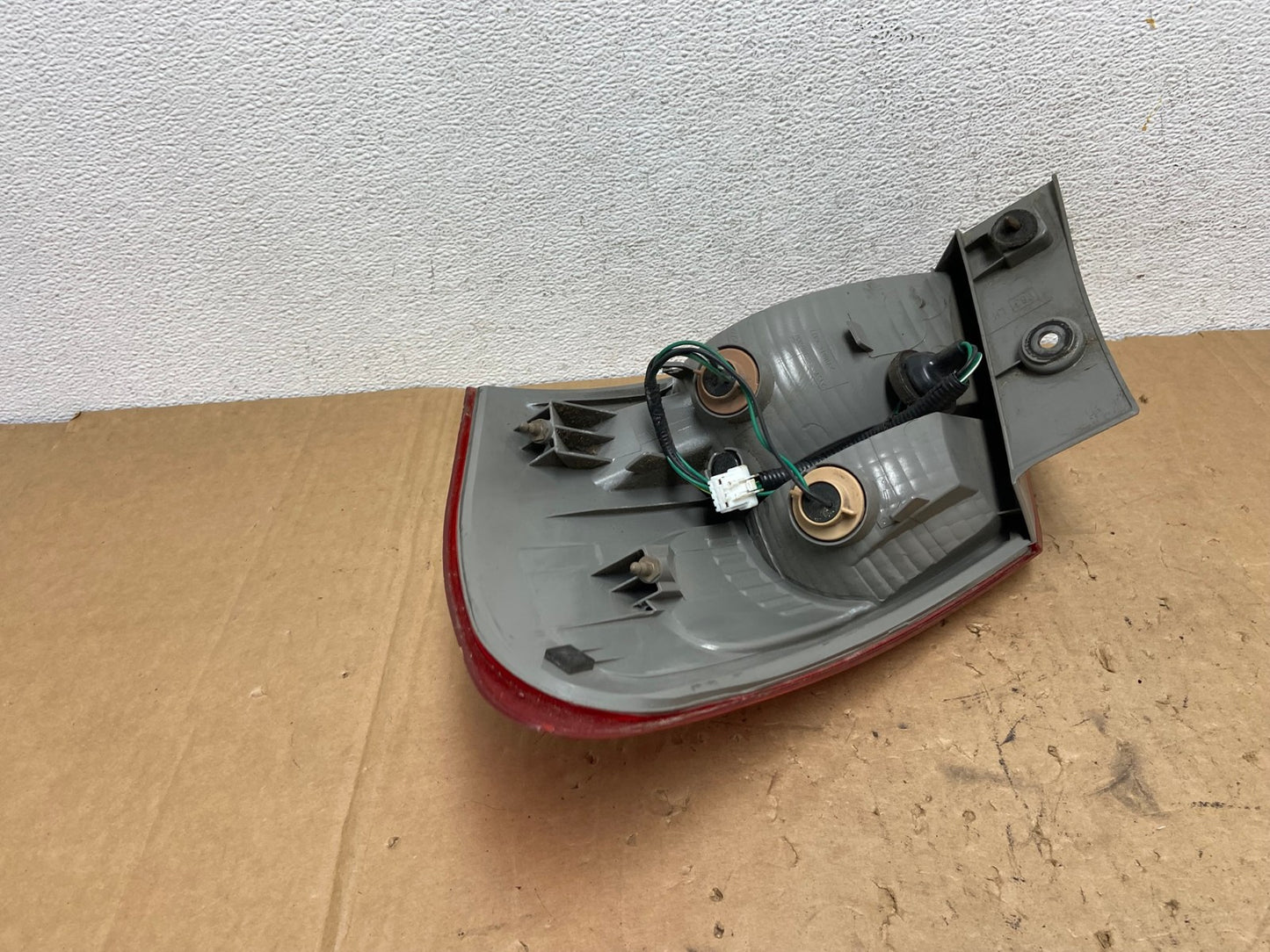 2008 to 2015 Nissan Rogue Left Driver Lh Side Tail Light AD3279 LK4