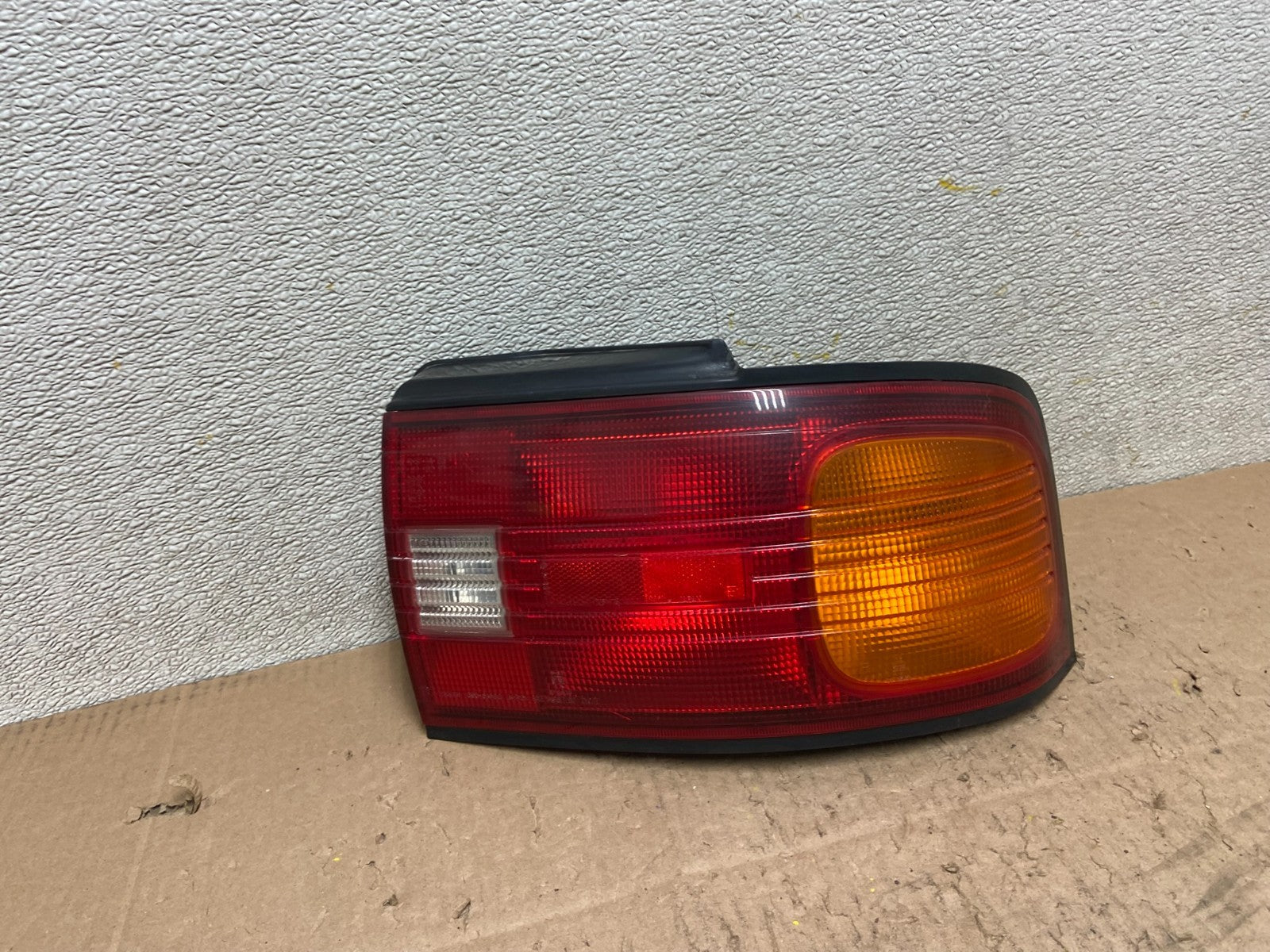 1992 to 1995 Mazda Protege Right Passenger Side Tail Light OEM Y3252 DW0