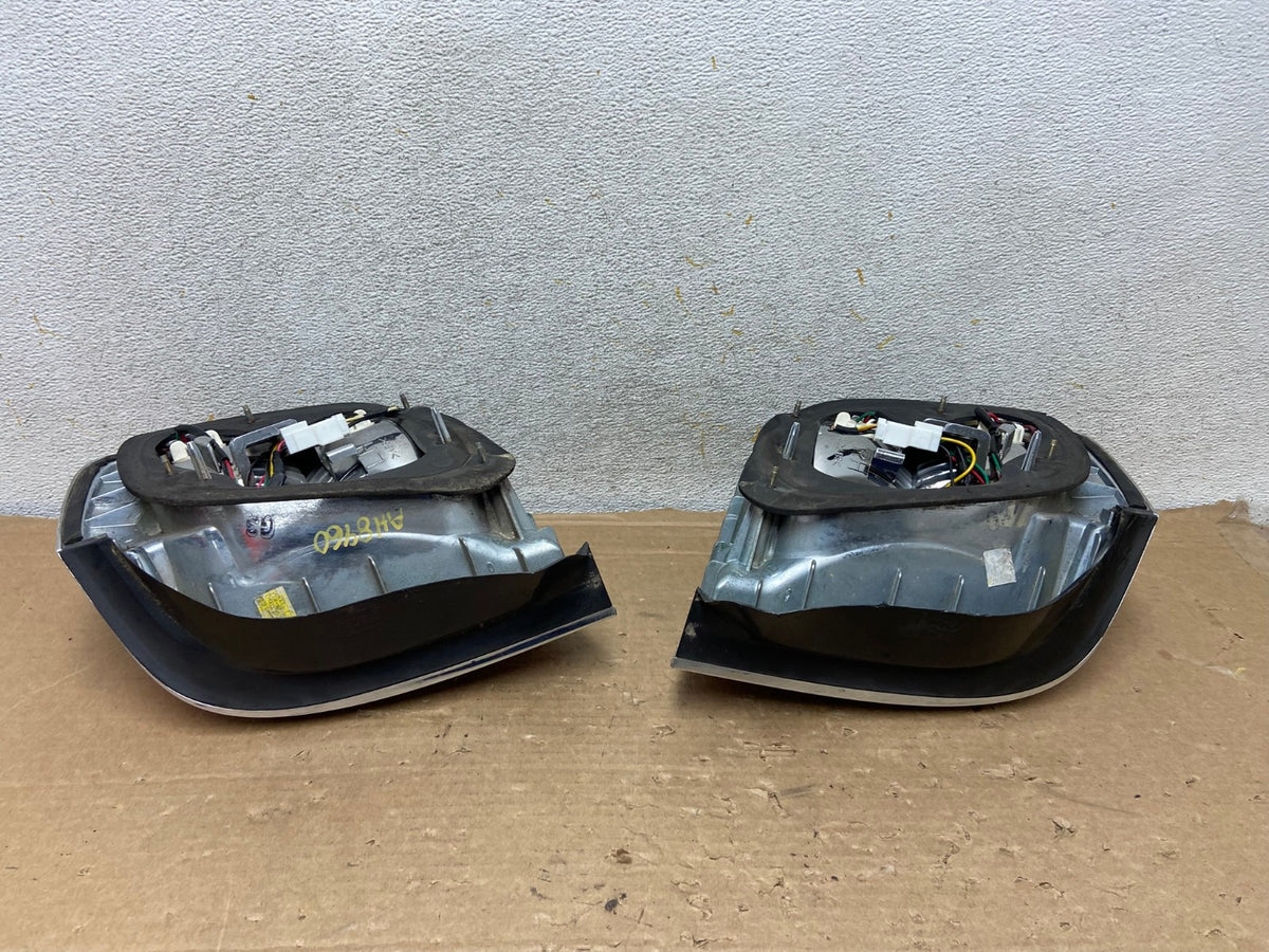 2004 2005 Hyundai XG350 XG Left+Right Tail Lights AH8960 LK7