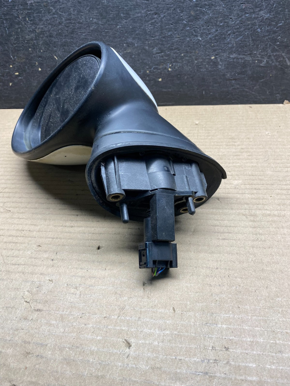 2002 to 2007 Mini Cooper Driver Left Side View Power Door Mirror ah9693 DG4