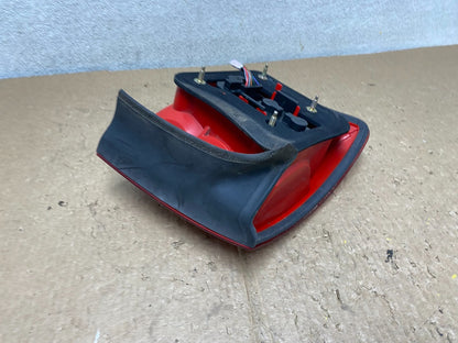 2001-2005 Audi A6 Wagon Right Passenger RH Side Tail Light V3245 DW4