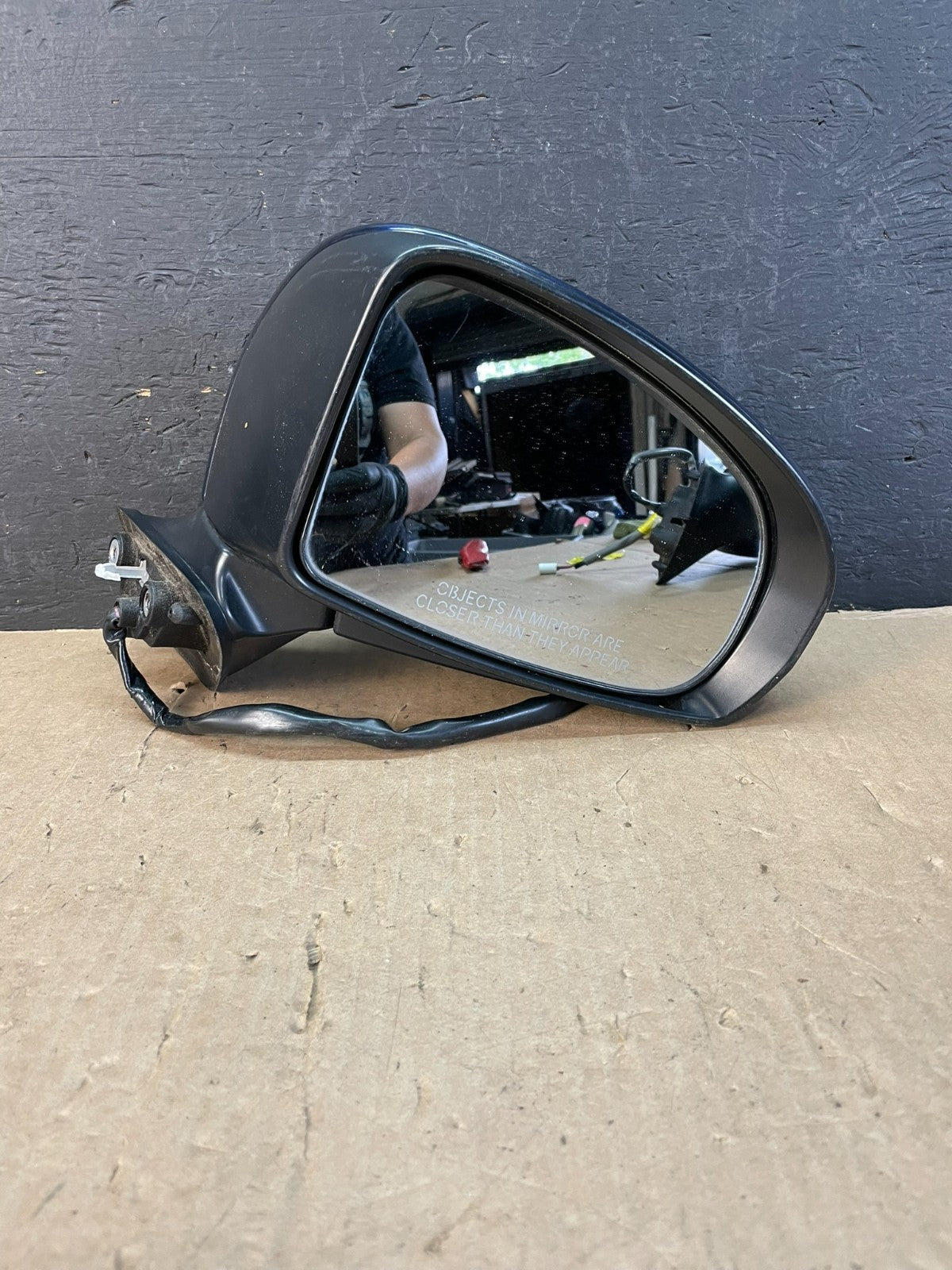 2012 to 2015 Toyota Prius V Right Passenger RH Side View Door Mirror AD5910 DW9