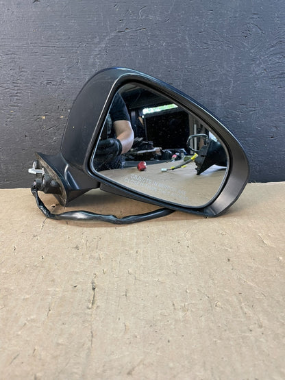 2012 to 2015 Toyota Prius V Right Passenger RH Side View Door Mirror AD5910 DW9