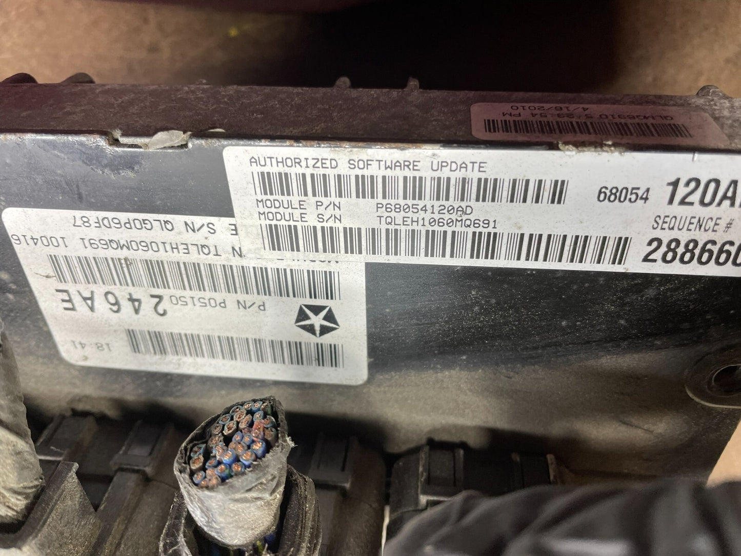 2008 2010 Dodge Charger 3.5L Engine Control ECM P68054120AD I6812 PS2